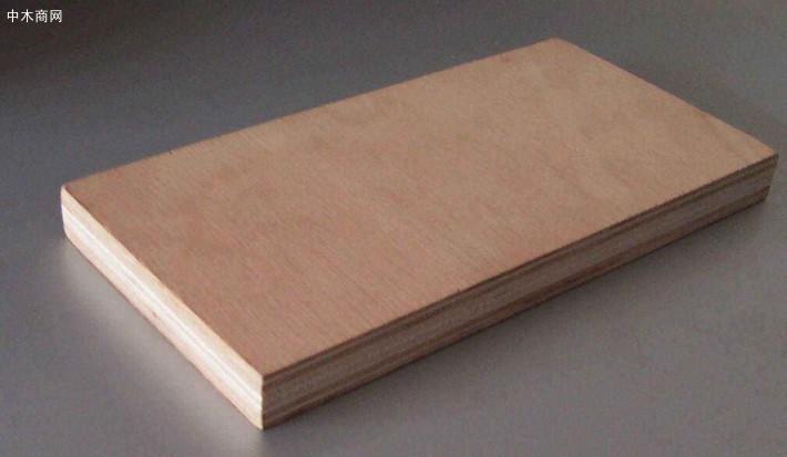 实木中纤板和实木多层板的相关图片
