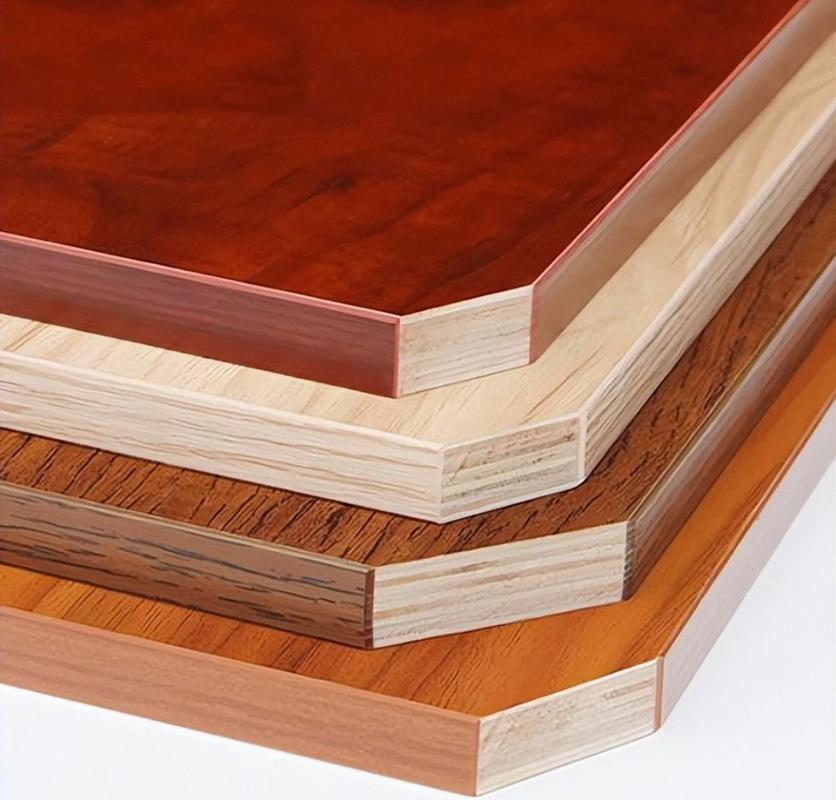 装修实木多层板和颗粒板的相关图片